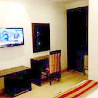 فندق سويف ان, New Delhi 1